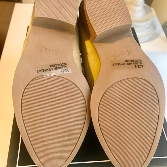 Tan ankle boots - Picture 4 of 4